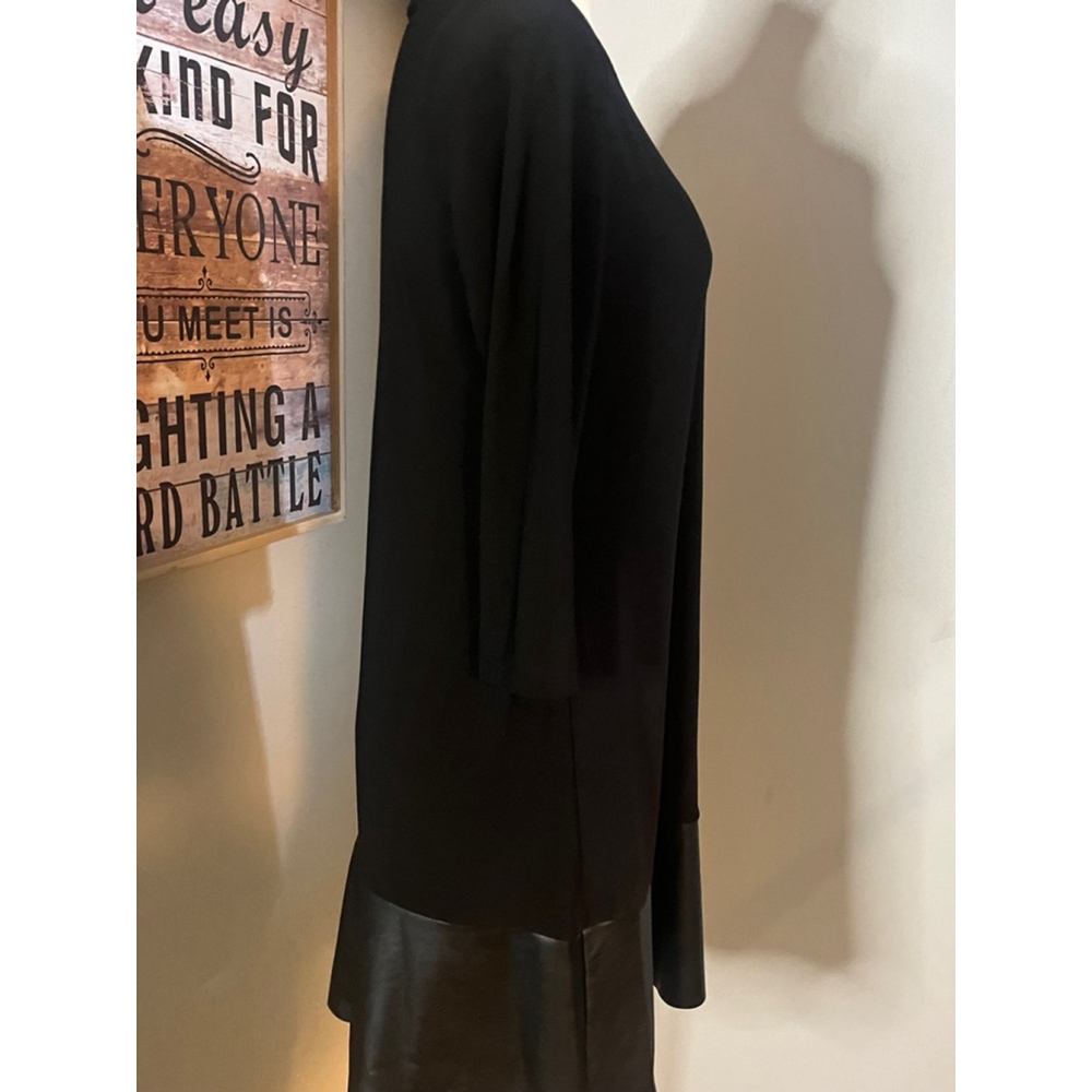Womens black mini dress contrasting hemline 3/4 sleeve size medium like new - Picture 9 of 11